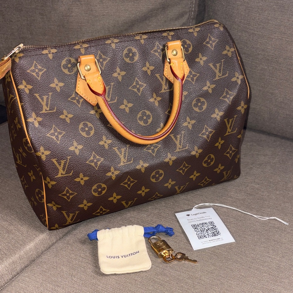 Louis Vuitton Speedy 30 Monogram Canvas| Dust Bag,Lock & Key| Authentic - Picture 11 of 16